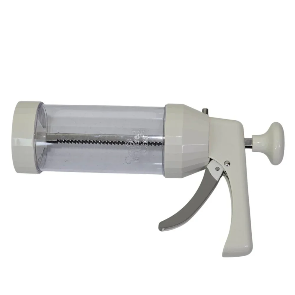The Pampered Chef #1525 Cookie Press With 16 Cookie Discs